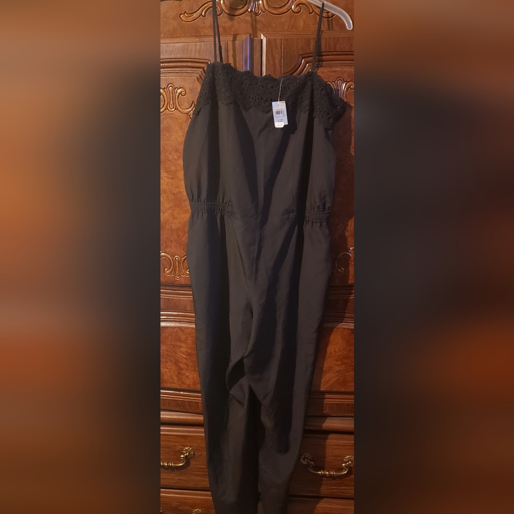 Ann Taylor Black dressy jump suit size 12